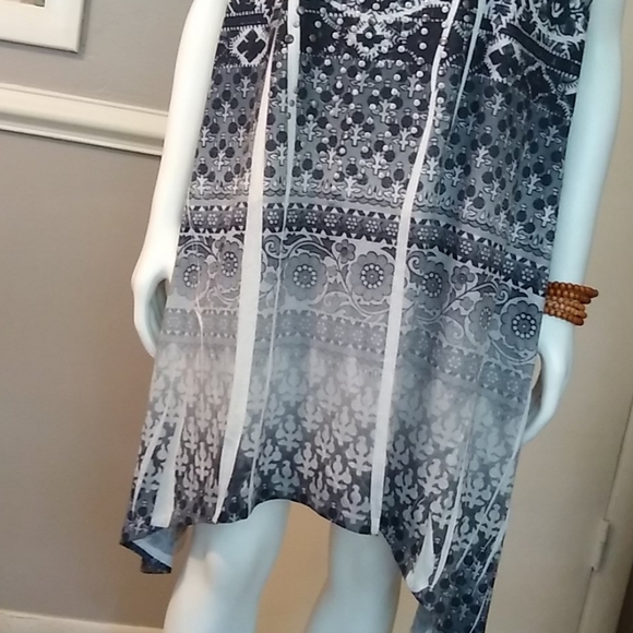 Summer top - Picture 4 of 5